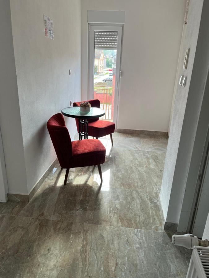 Opg - Zm Apartmani Martinovic Novska Eksteriør billede