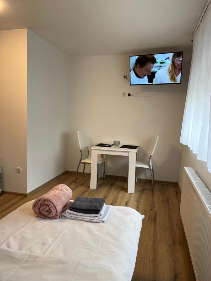 Opg - Zm Apartmani Martinovic Novska Eksteriør billede